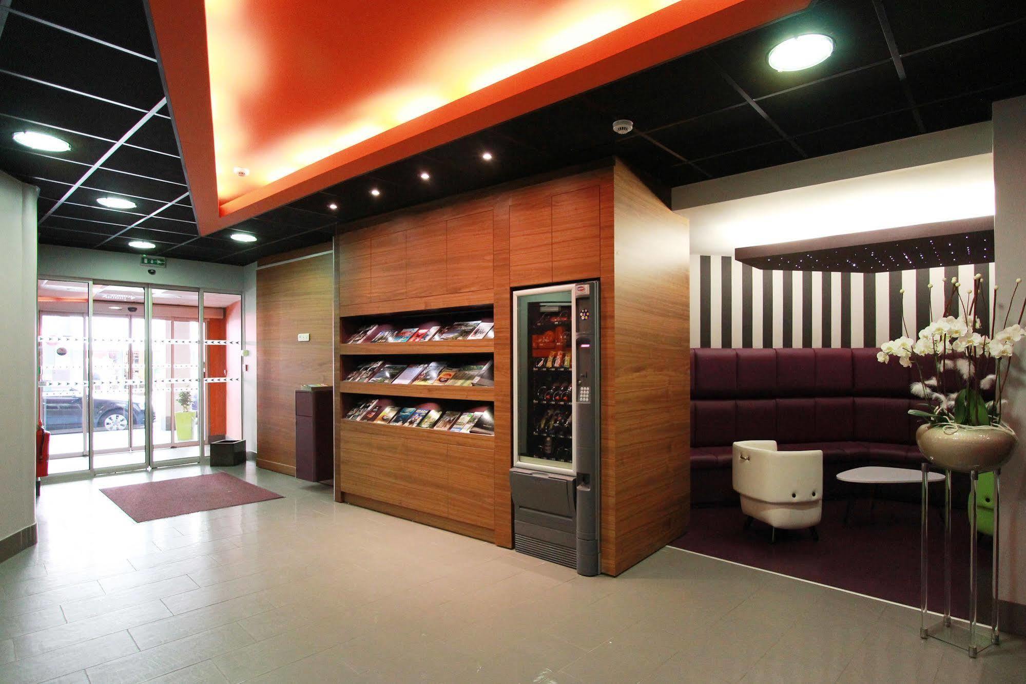 Best Western Hotel De Paris Laval  Exterior photo
